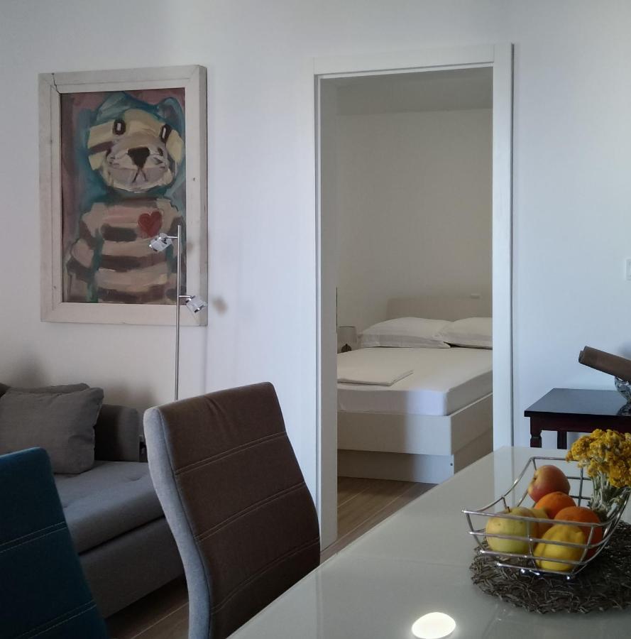 Appartement Strawberry à Bol Extérieur photo