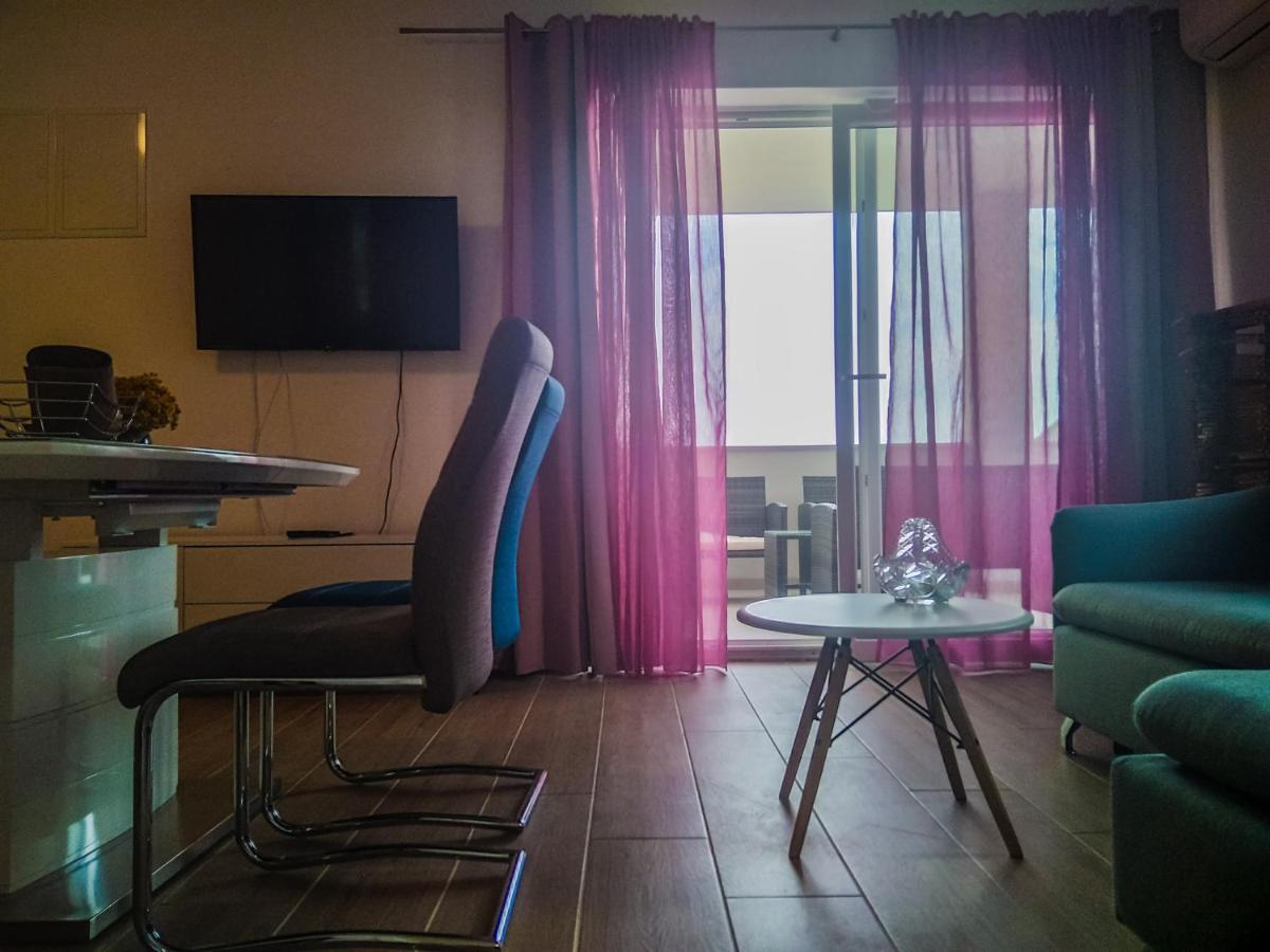 Appartement Strawberry à Bol Extérieur photo